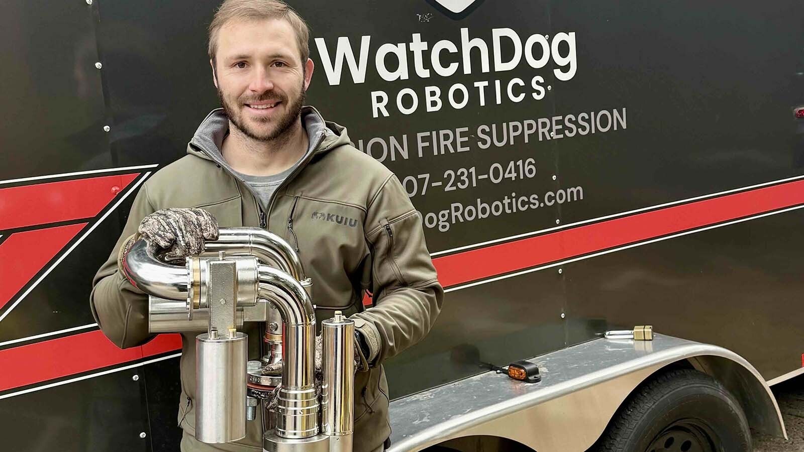 Ethan Pretsch de Jackson espera que las torres de agua robóticas de su empresa revolucionen la lucha contra incendios.