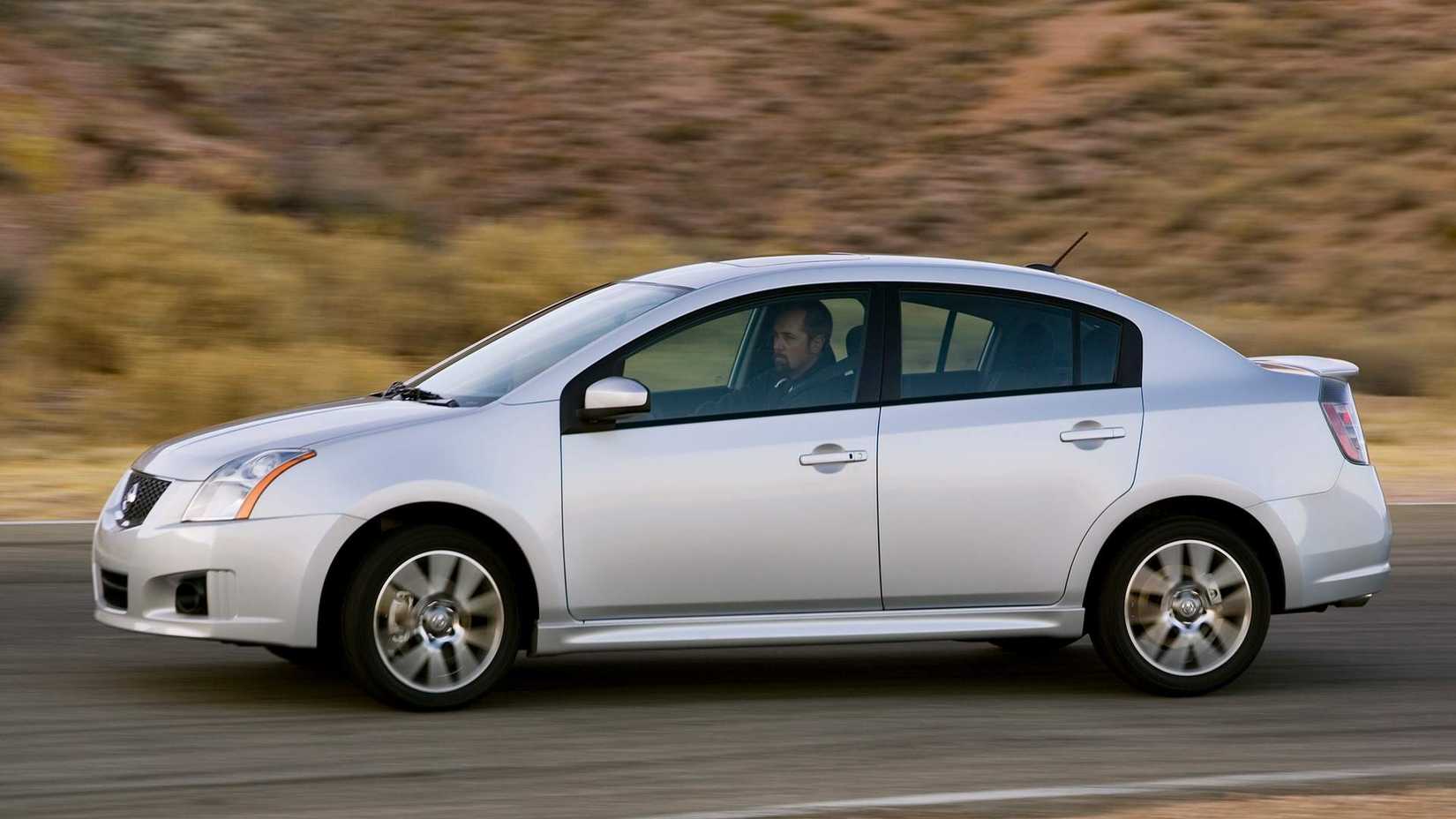 Nissan Sentra SE-R (1)