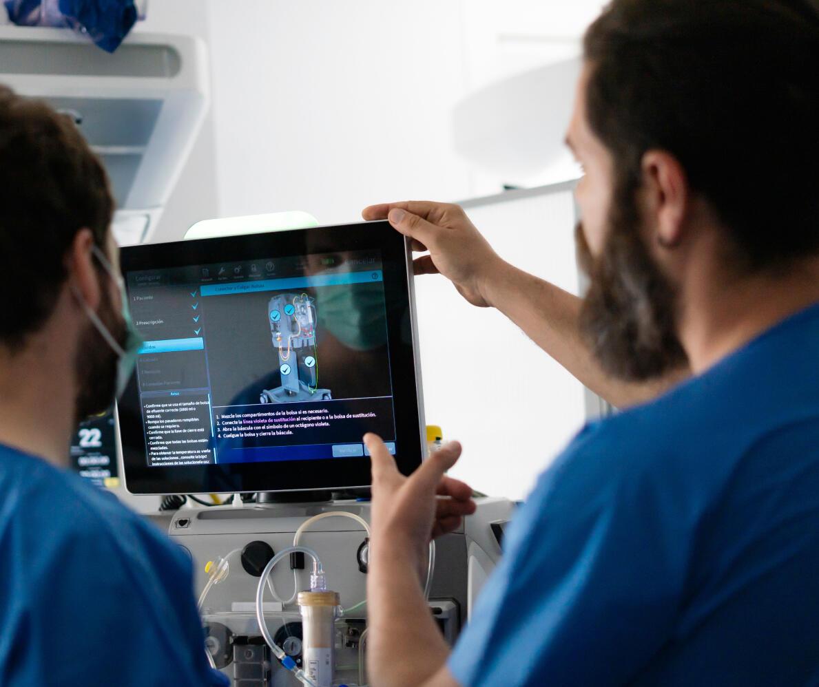 AZORG integra PrintPlace directamente en el lugar de trabajo de atención médica, acelerando la iteración y permitiendo pruebas e implementación rápidas.
