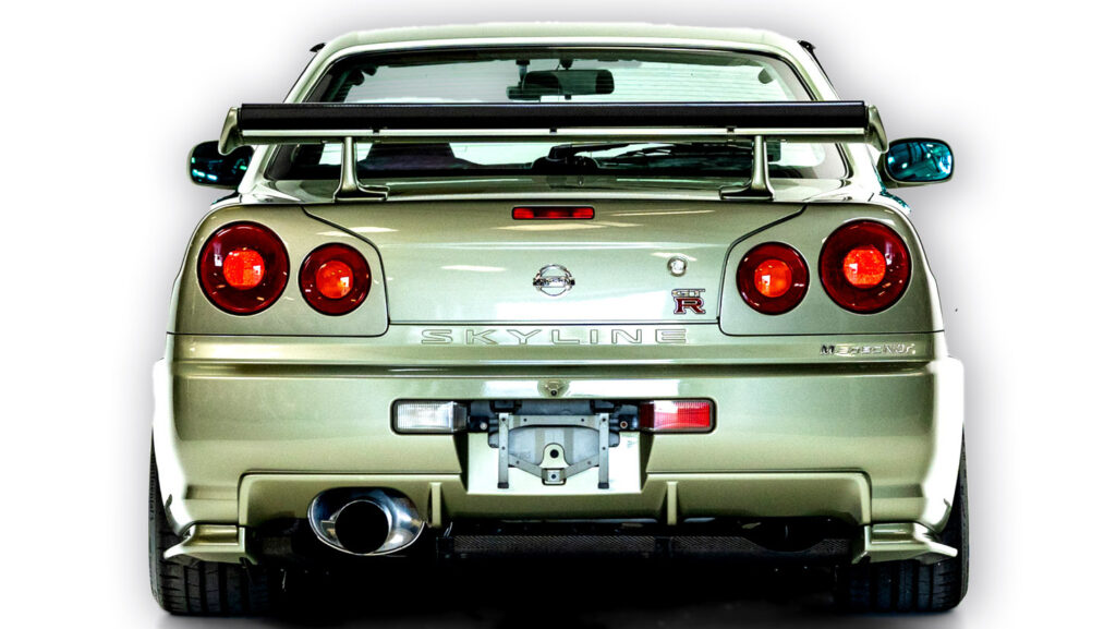     Alguien pagó 442.000 dólares por este Nissan Skyline 2002