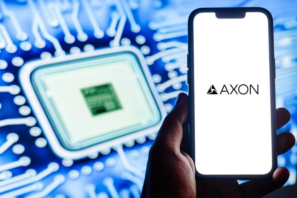 Las acciones de Axon Enterprise se disparan más del 16%; Aquí se mueven 20 acciones en el mercado primario