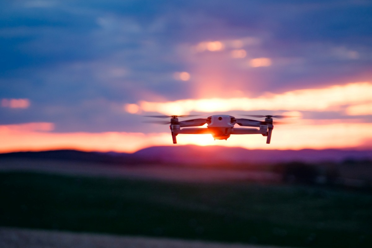 drone enjambre pentágono espacio x almizcle xai imagen representativa