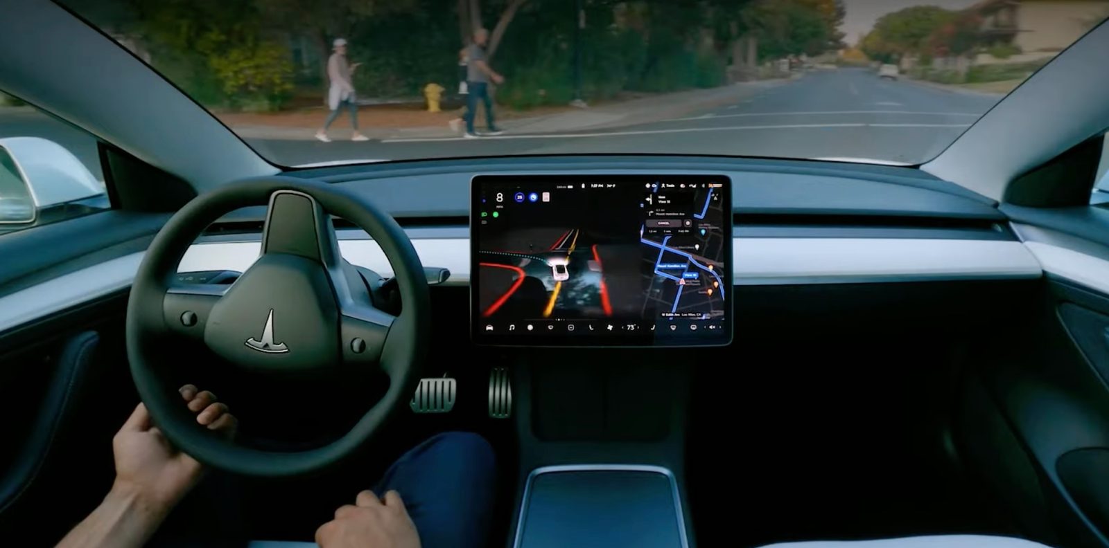 Tesla es un héroe beta totalmente autónomo