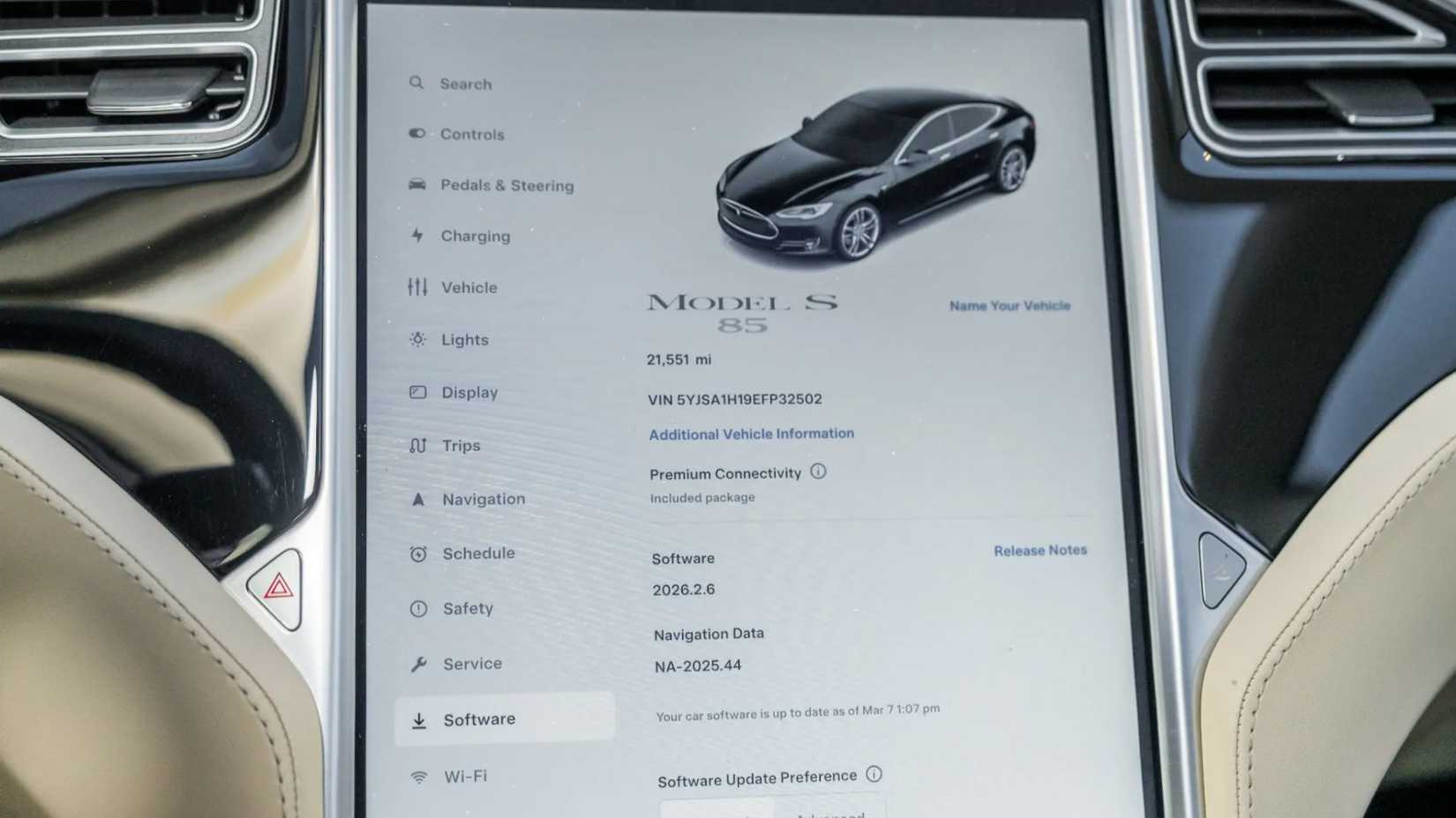 Detalles del vehículo Tesla Model S 2014