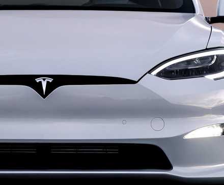tesla modelo s a cuadros principal