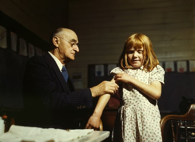 Vacunación contra la fiebre tifoidea